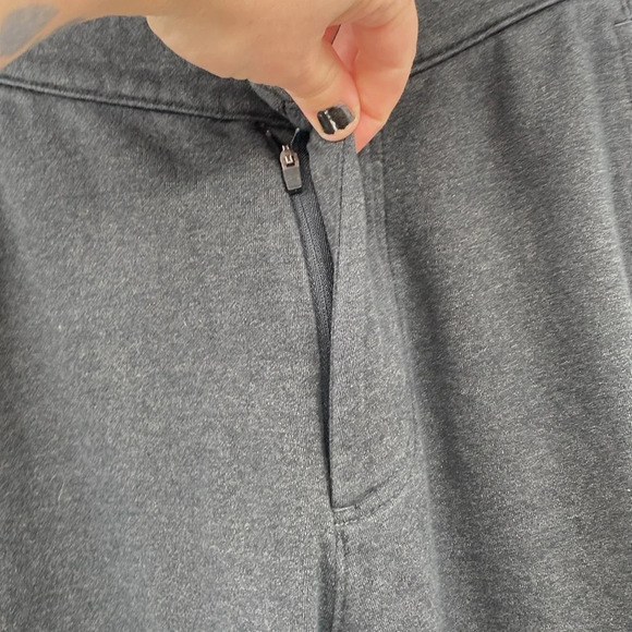 Under Armour Coldgear Sweatpants Womens Size Medium Dark Gray Zipper Fly Joggers - Picture 5 of 15